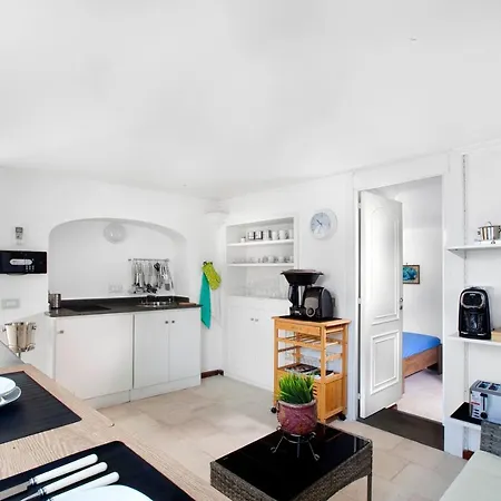 Faraglionensis Monaconehouse *