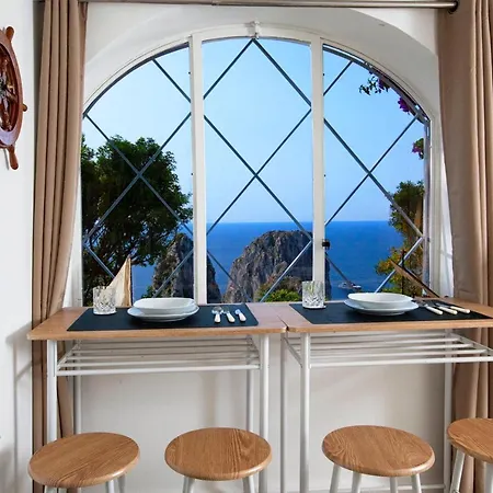 Faraglionensis Monaconehouse