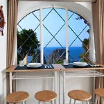 Faraglionensis Monaconehouse